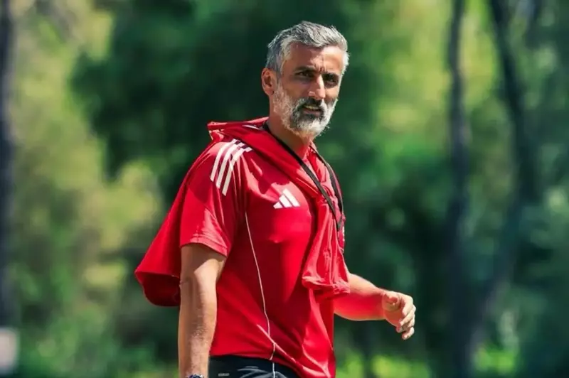 الأهلي يتصدر الأندية في الحصول على كارنيهات تدريب جهازه الفني بعد قرار اتحاد الكرة