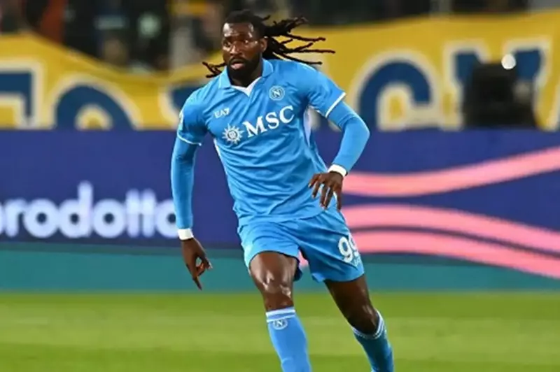 نابولي يتحرك لتجديد عقد أنجيسا